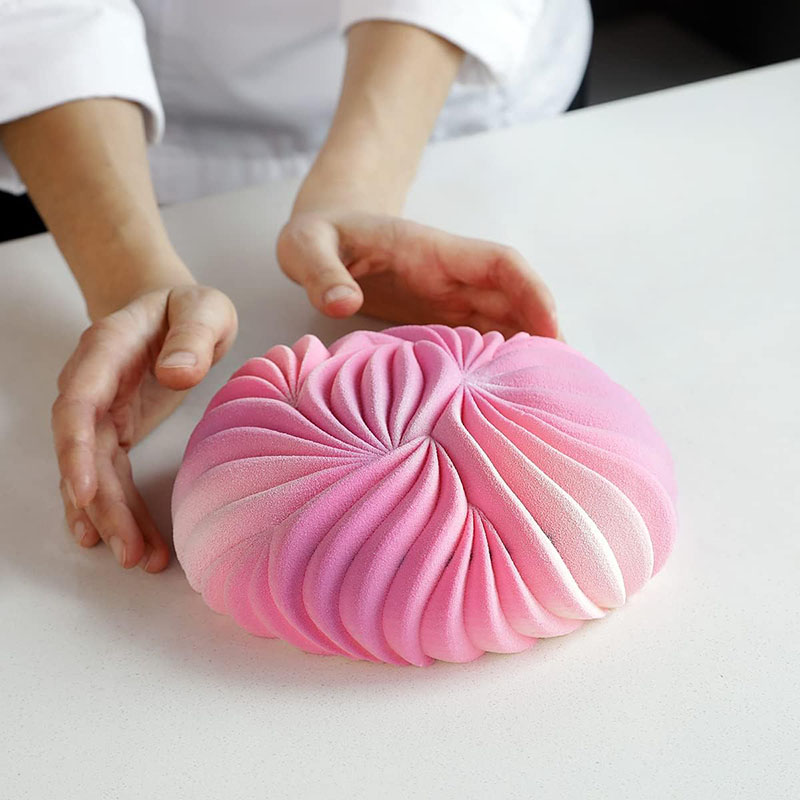 مقلاة كعكة موس مستديرة للخبز ا - مراجعة Kitchen Gadgets Oxo وسعره