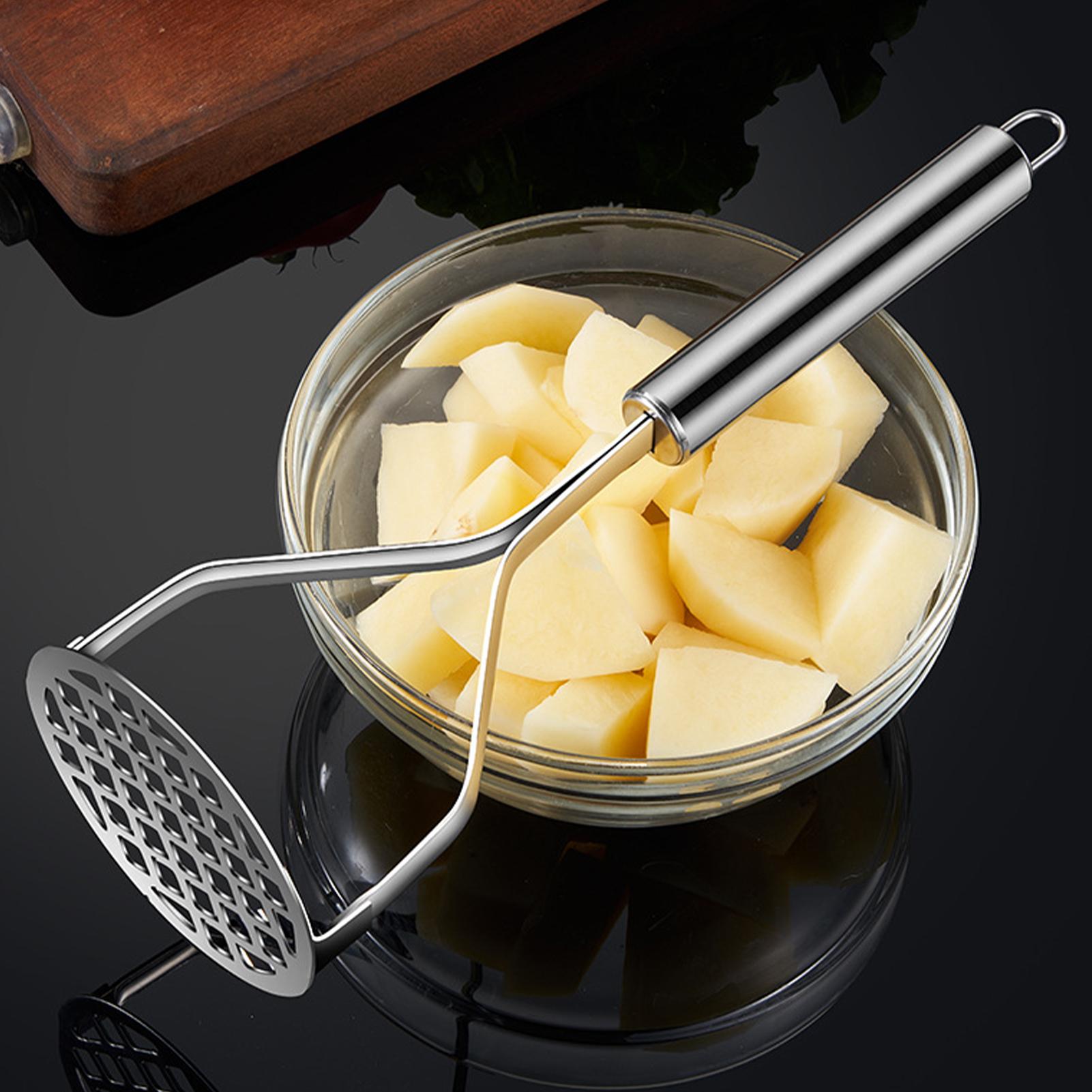 مكبس بطاطس يدوي من الفولاذ الم - مراجعة Kitchen Gadgets Men وسعره