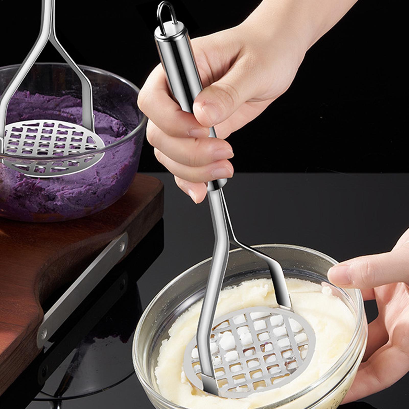 مكبس بطاطس يدوي من الفولاذ الم - مراجعة Kitchen Gadgets Men وسعره